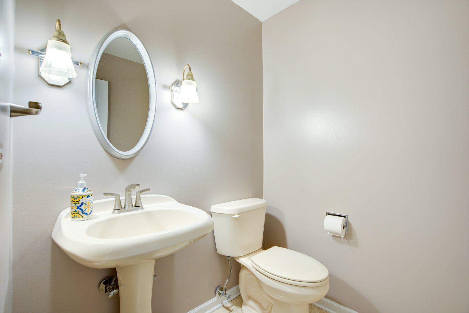 907 Secretariat Drive Naperville IL 60540