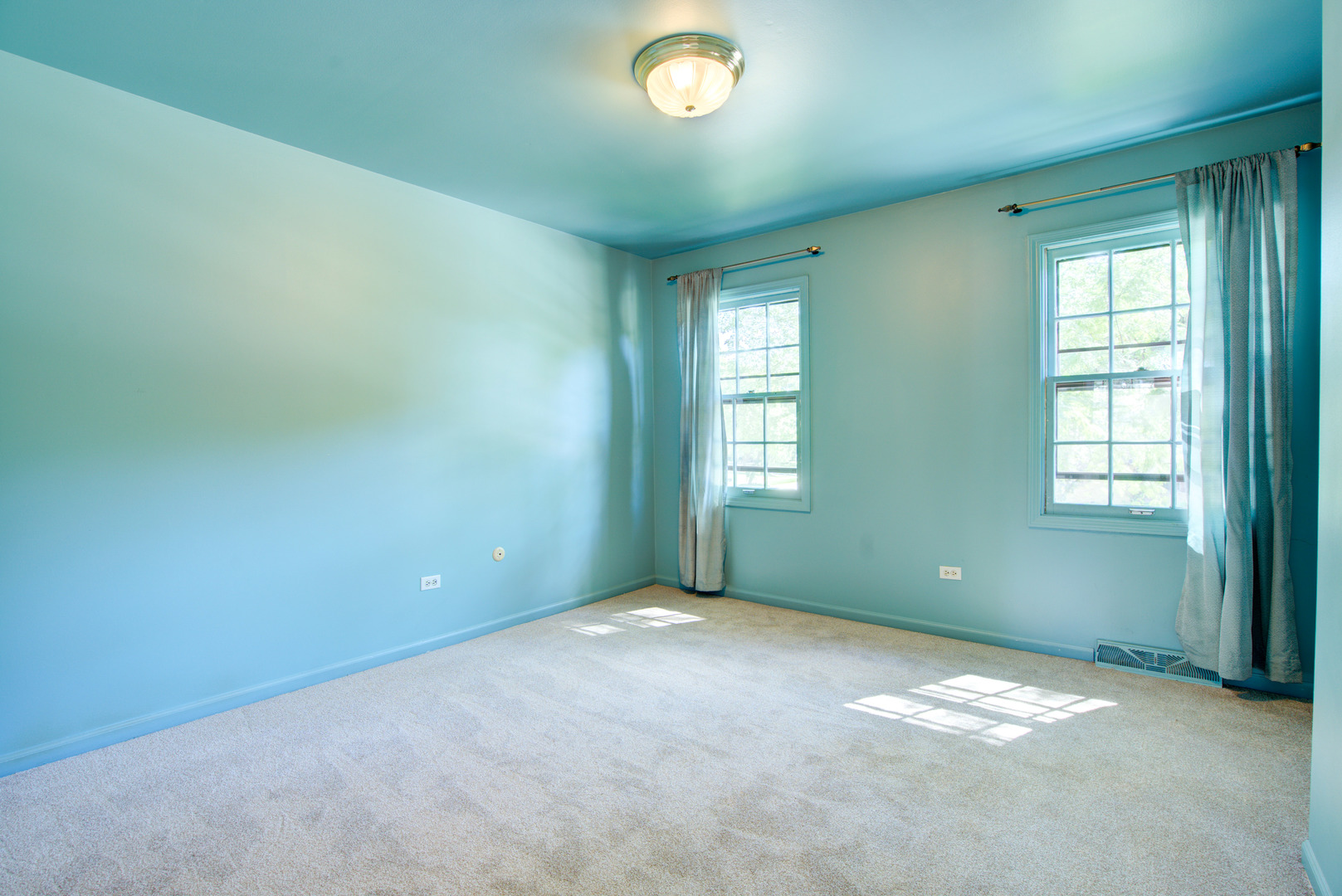 907 Secretariat Drive Naperville IL 60540