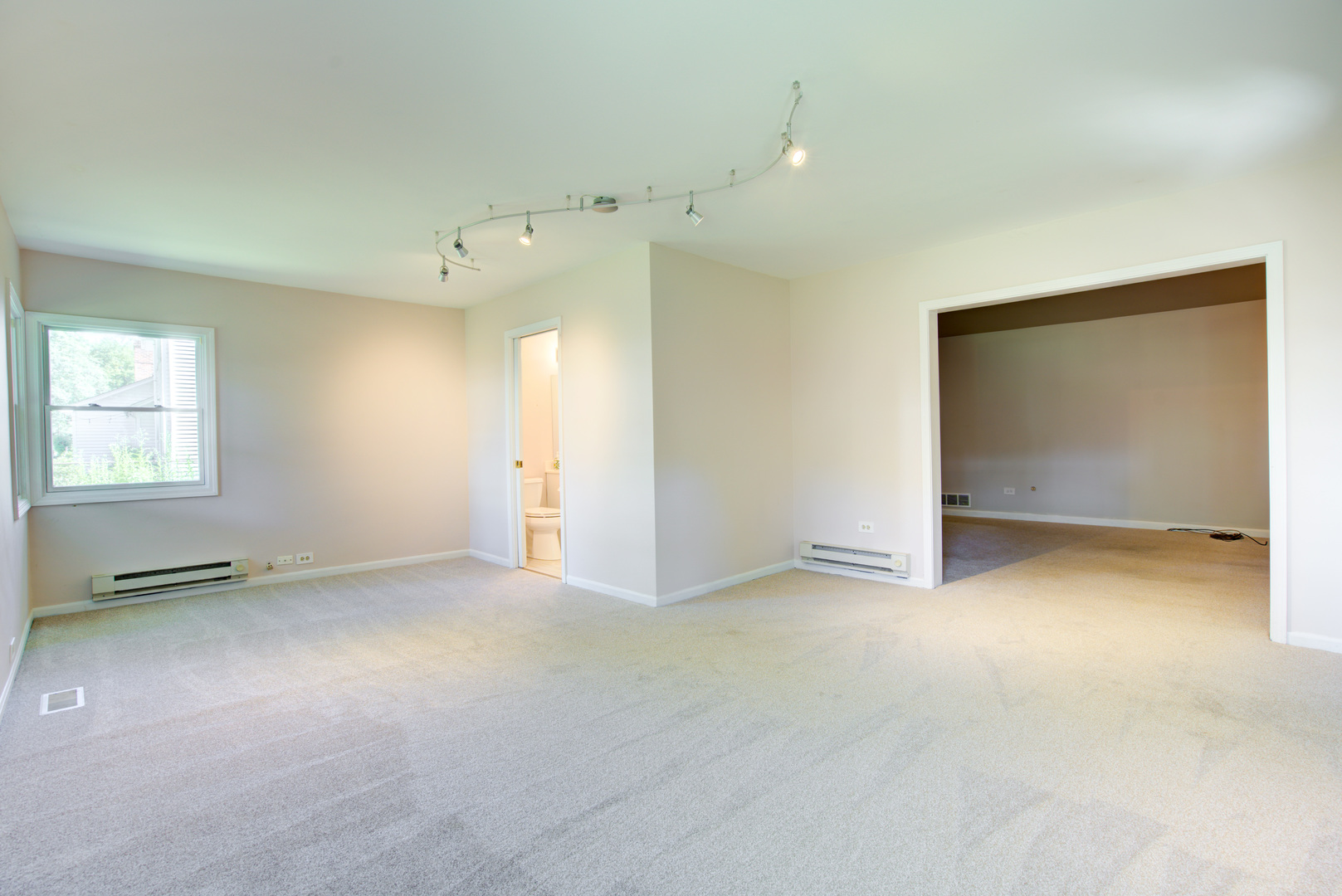 907 Secretariat Drive Naperville IL 60540