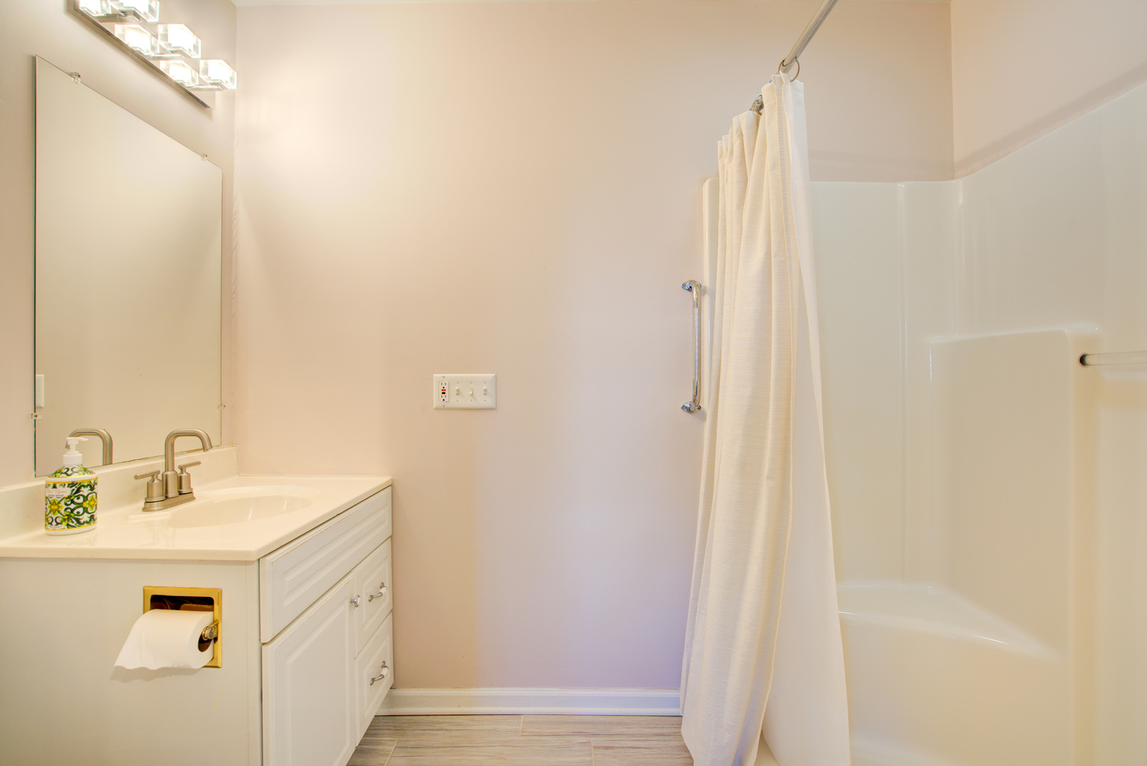 907 Secretariat Drive Naperville IL 60540