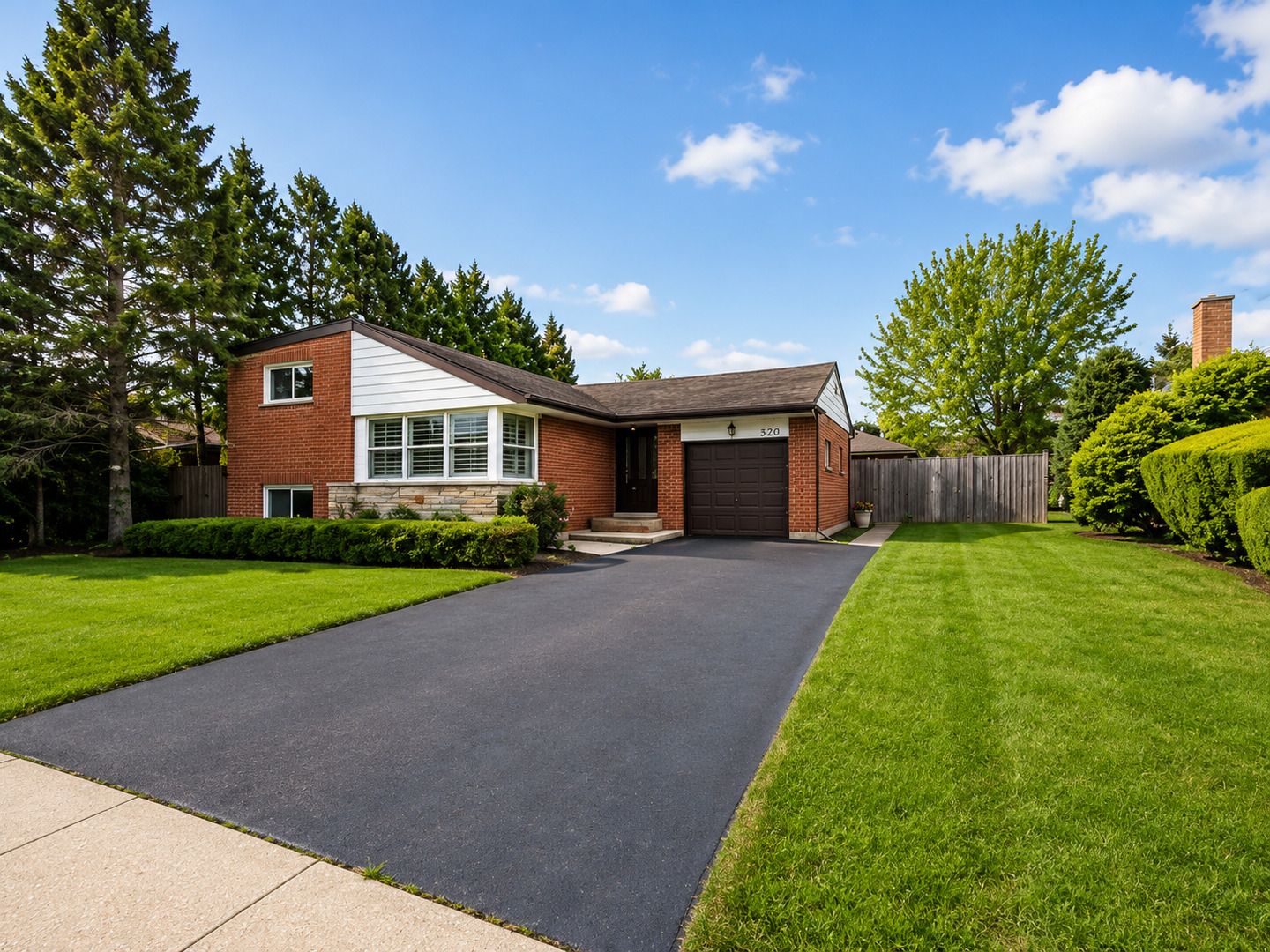 360 East Huntington Lane Elmhurst IL 60126