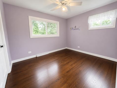 360 East Huntington Lane Elmhurst IL 60126