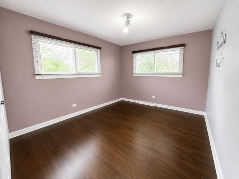 360 East Huntington Lane Elmhurst IL 60126