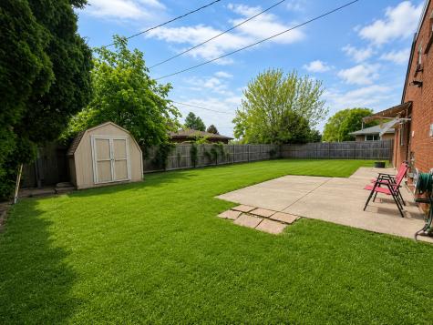 360 East Huntington Lane Elmhurst IL 60126