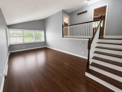 360 East Huntington Lane Elmhurst IL 60126