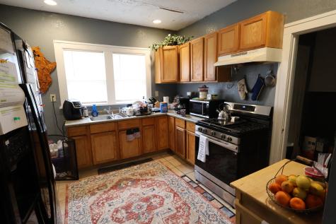 2011 Latham Street Rockford IL 61103