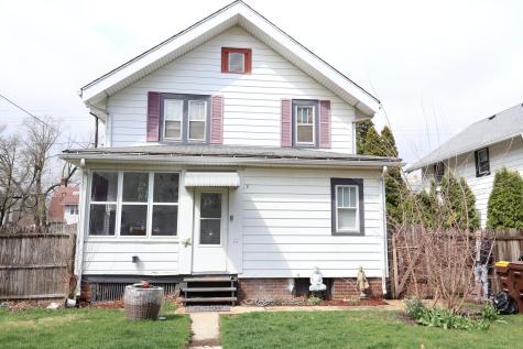 2011 Latham Street Rockford IL 61103