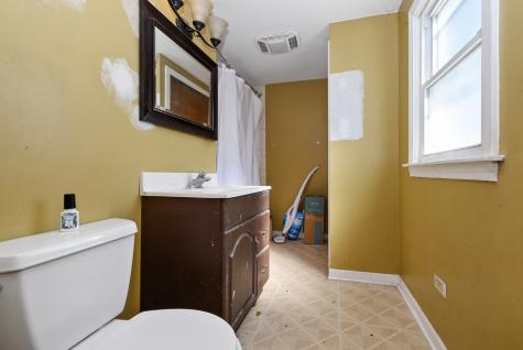 3359 Ann Street Lansing IL 60438