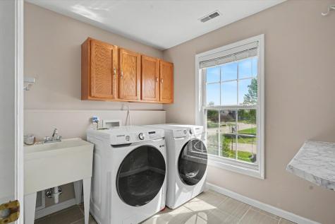 401 Crest View Drive Monticello IL 61856