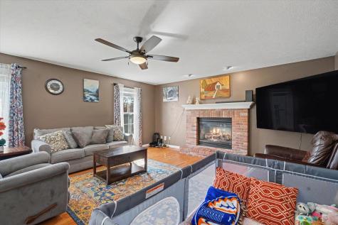 401 Crest View Drive Monticello IL 61856