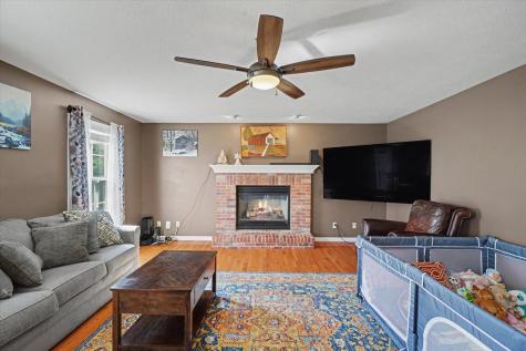 401 Crest View Drive Monticello IL 61856