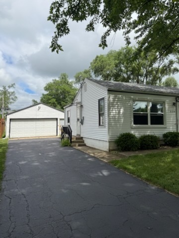 324 Elmwood Lane Antioch IL 60002