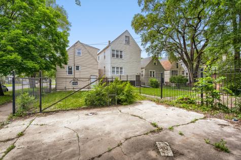 12025 South Prairie Avenue Chicago IL 60628