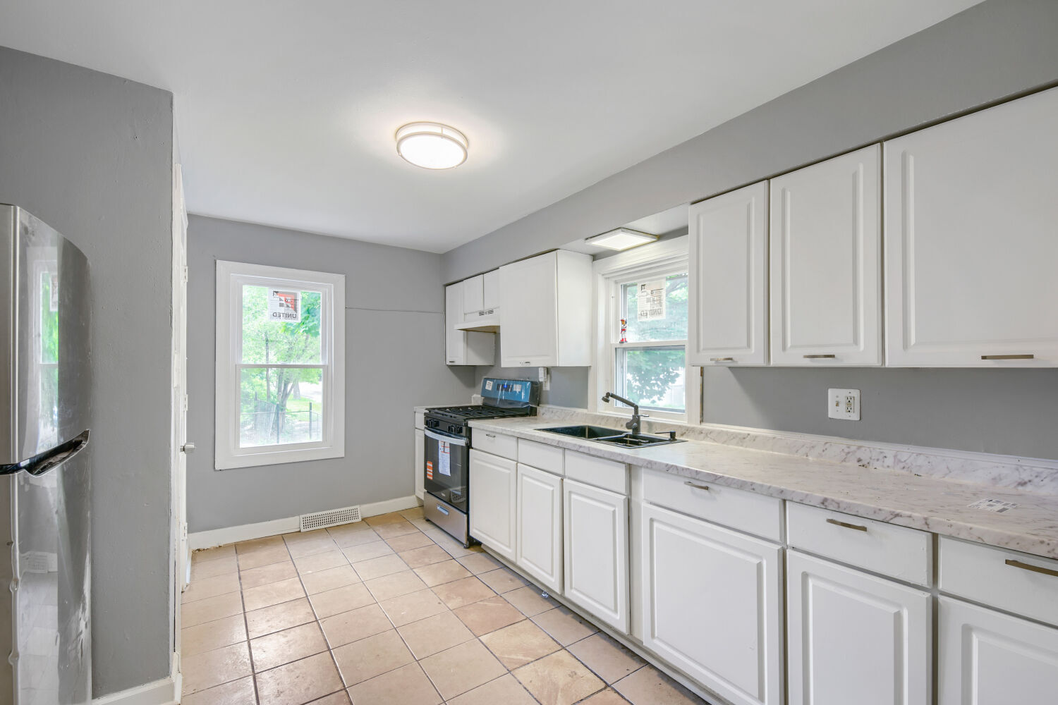 12025 South Prairie Avenue Chicago IL 60628