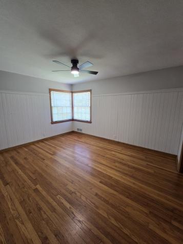 4827 Charles Street Rockford IL 61108