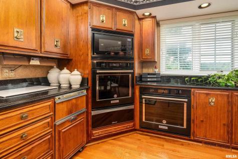 15866 Moellers Road Marion IL 62959