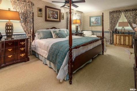 15866 Moellers Road Marion IL 62959