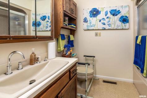 15866 Moellers Road Marion IL 62959