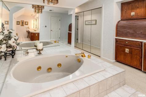 15866 Moellers Road Marion IL 62959