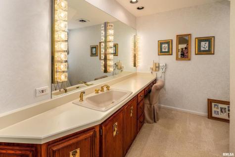 15866 Moellers Road Marion IL 62959