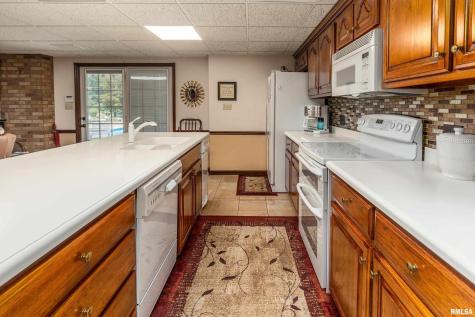 15866 Moellers Road Marion IL 62959
