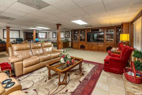 15866 Moellers Road Marion IL 62959
