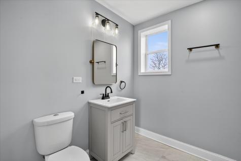 15355 7TH Avenue Phoenix IL 60426