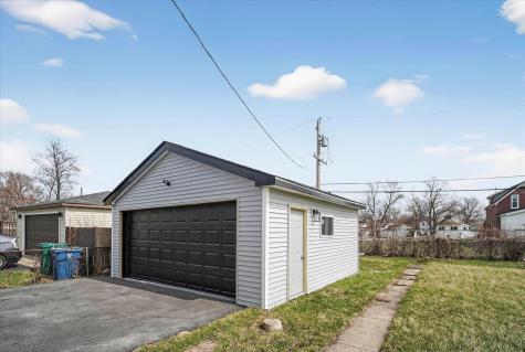 15355 7TH Avenue Phoenix IL 60426