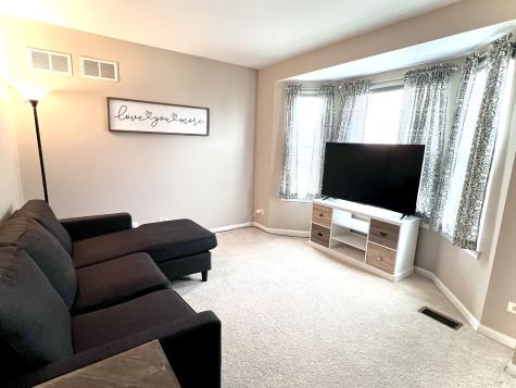 407 Post Oak Circle West Chicago IL 60185