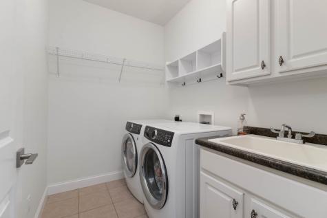 13 Kilborn Court Bloomington IL 61704