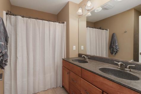 13 Kilborn Court Bloomington IL 61704