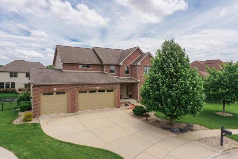 13 Kilborn Court Bloomington IL 61704
