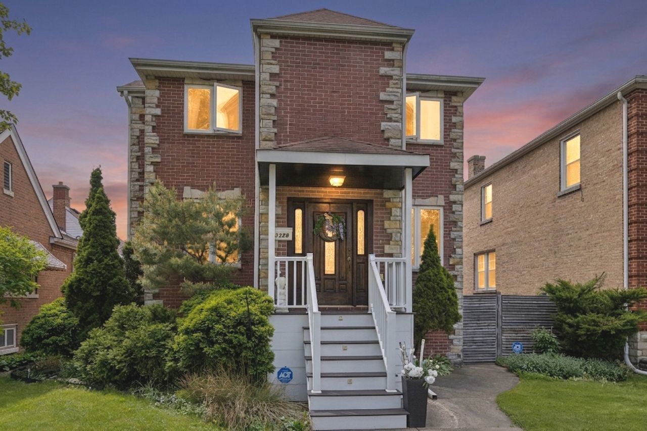 3328 North Plainfield Avenue Chicago IL 60634
