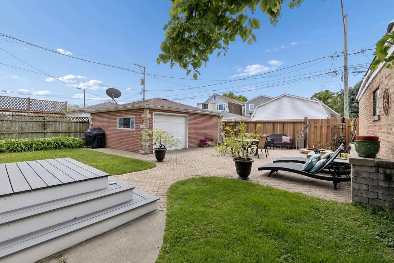 3328 North Plainfield Avenue Chicago IL 60634