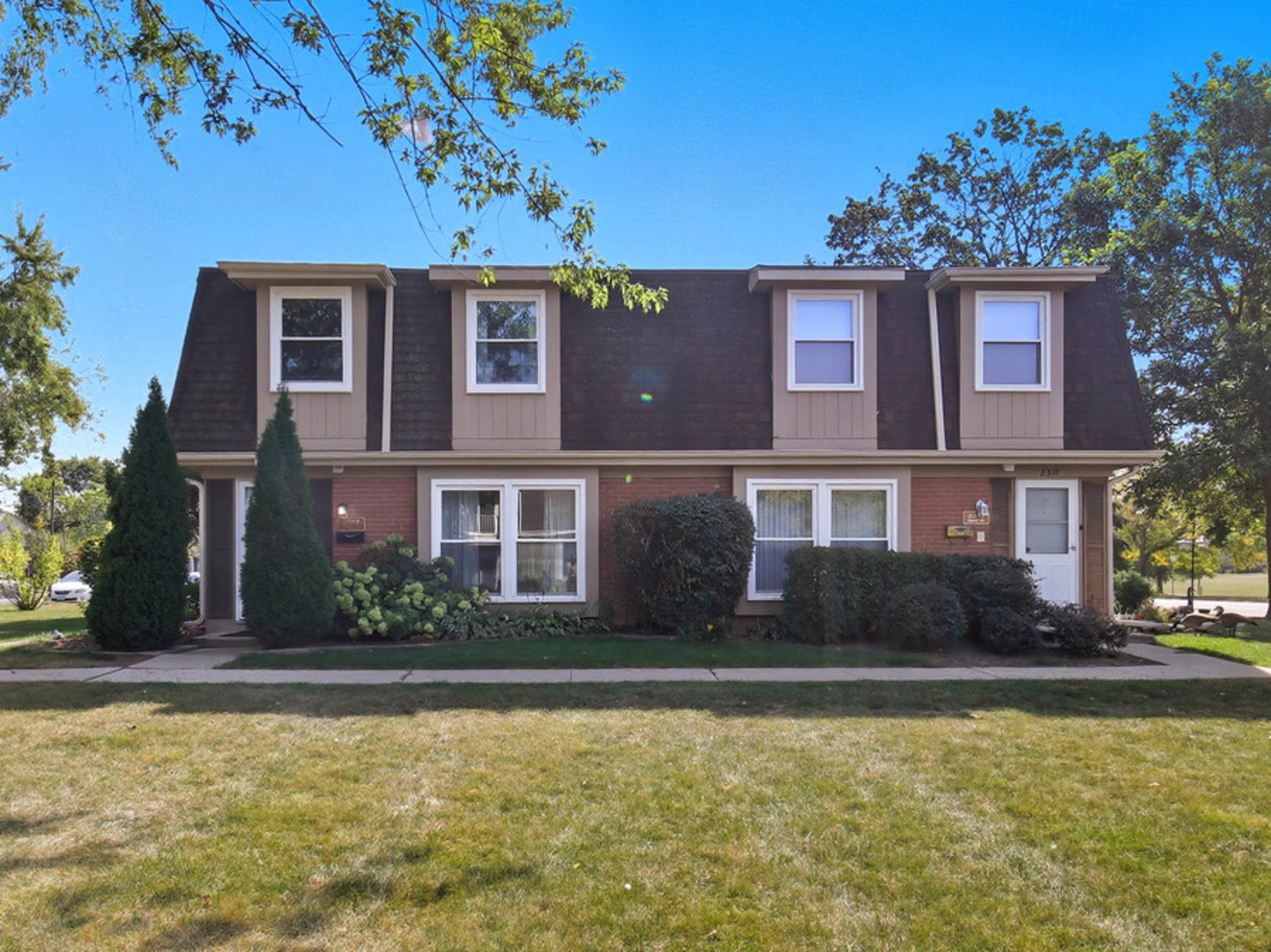 2312 Hyde Court Schaumburg IL 60194