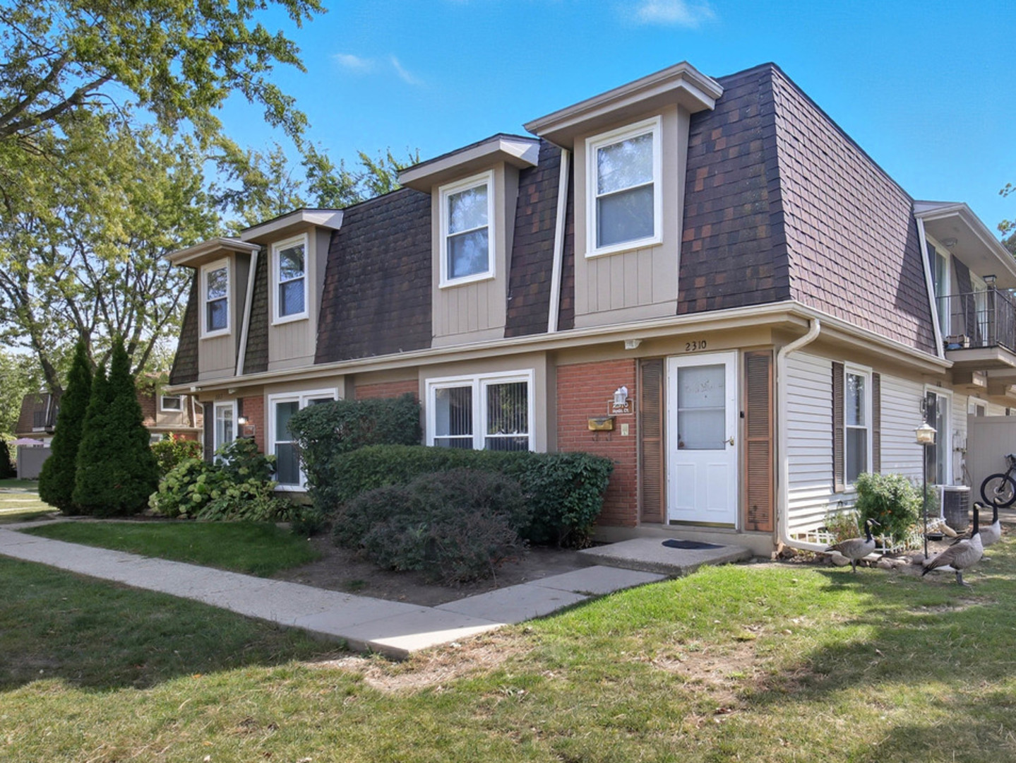 2312 Hyde Court Schaumburg IL 60194