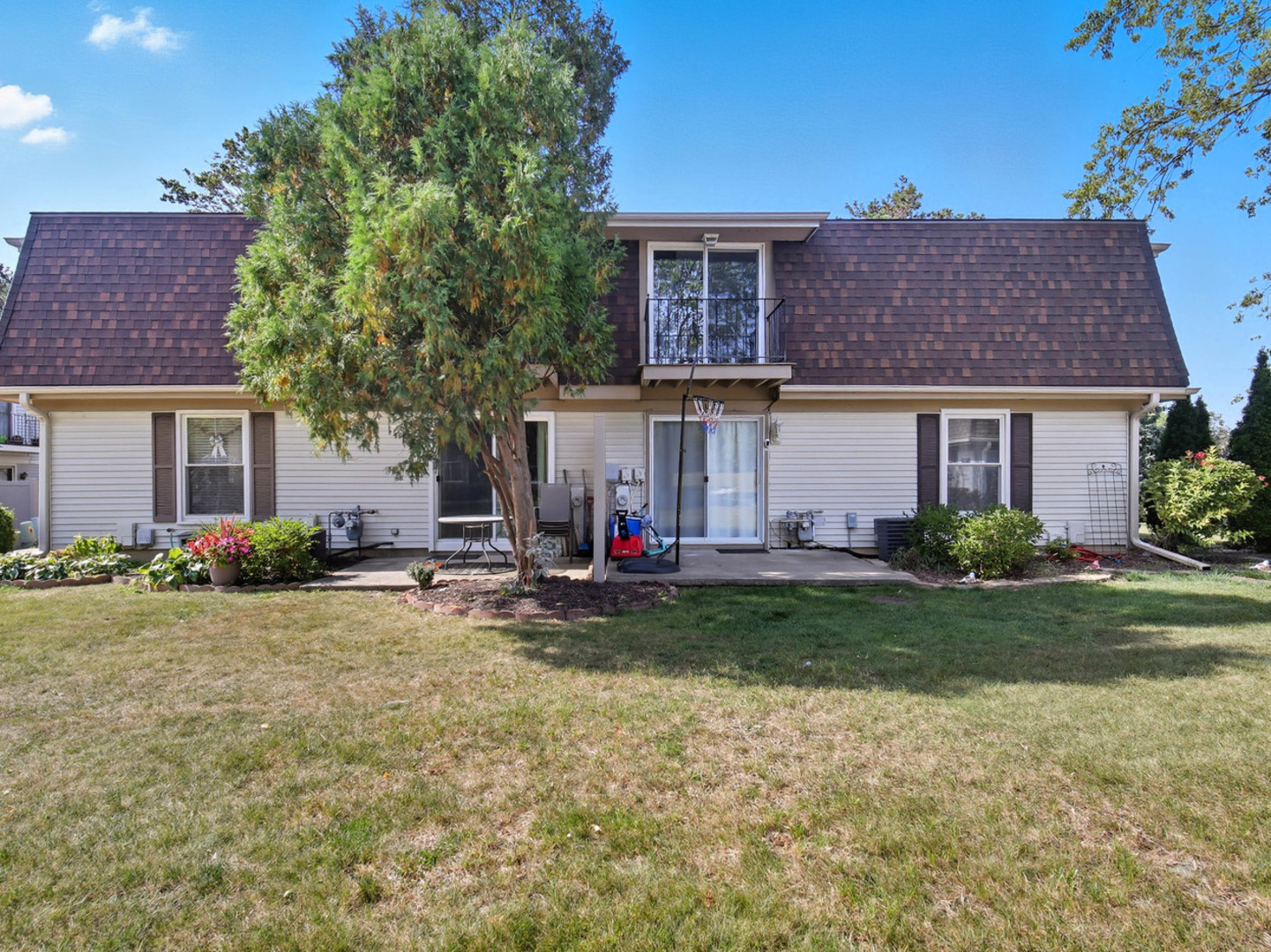 2312 Hyde Court Schaumburg IL 60194