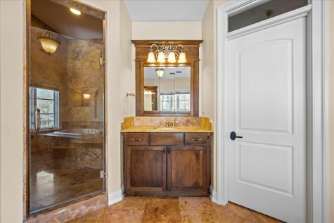 697 Bluff Road Lake Bluff IL 60044