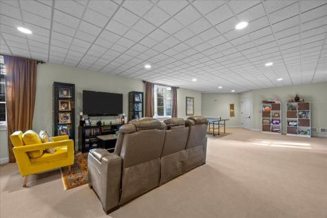 697 Bluff Road Lake Bluff IL 60044