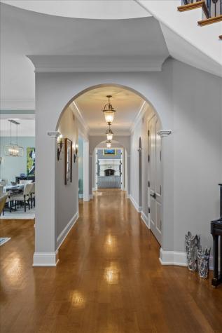 697 Bluff Road Lake Bluff IL 60044