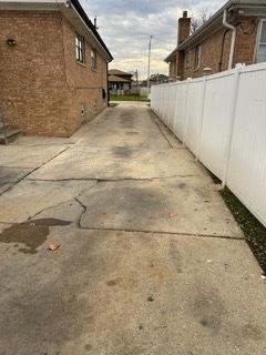 7733 Rutherford Avenue Burbank IL 60459