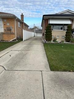7733 Rutherford Avenue Burbank IL 60459