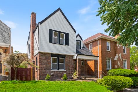 11304 South Lowe Avenue Chicago IL 60628