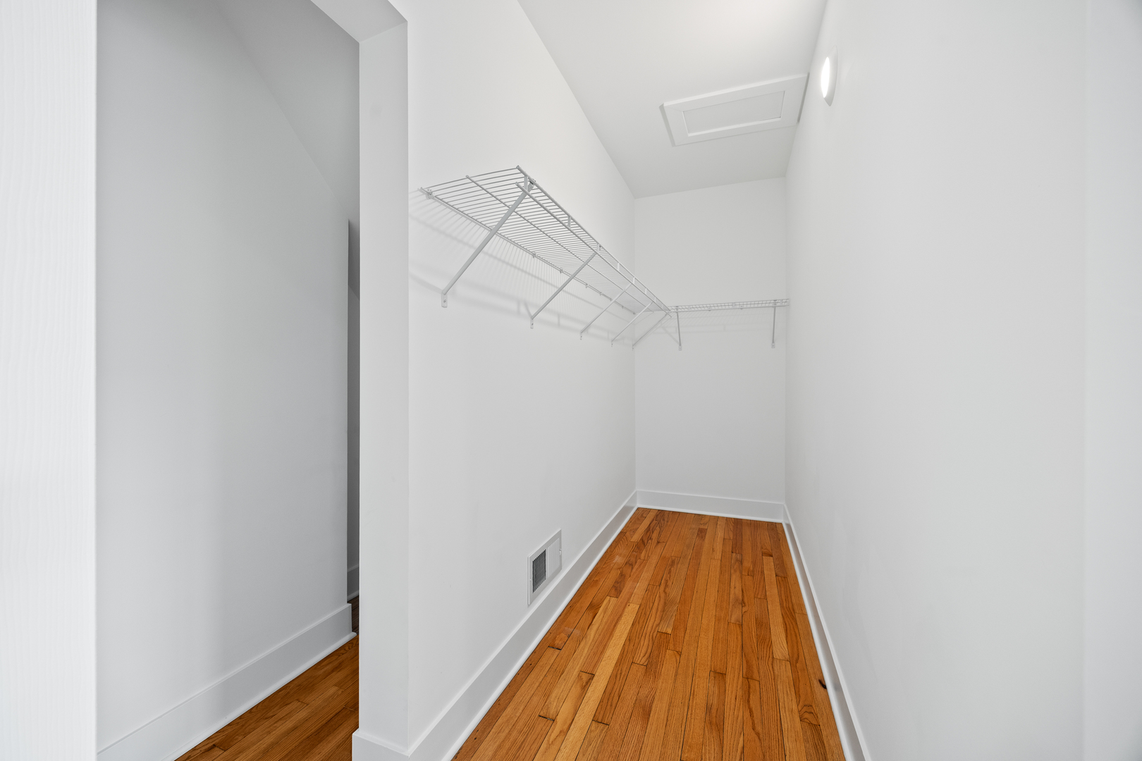 11304 South Lowe Avenue Chicago IL 60628