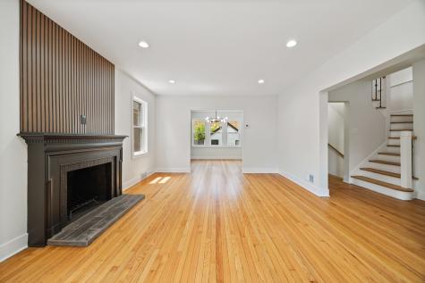 11304 South Lowe Avenue Chicago IL 60628