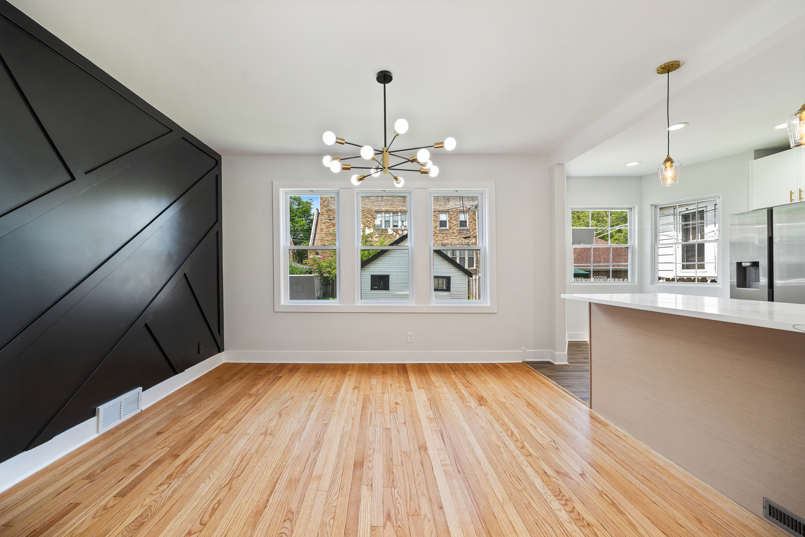 11304 South Lowe Avenue Chicago IL 60628