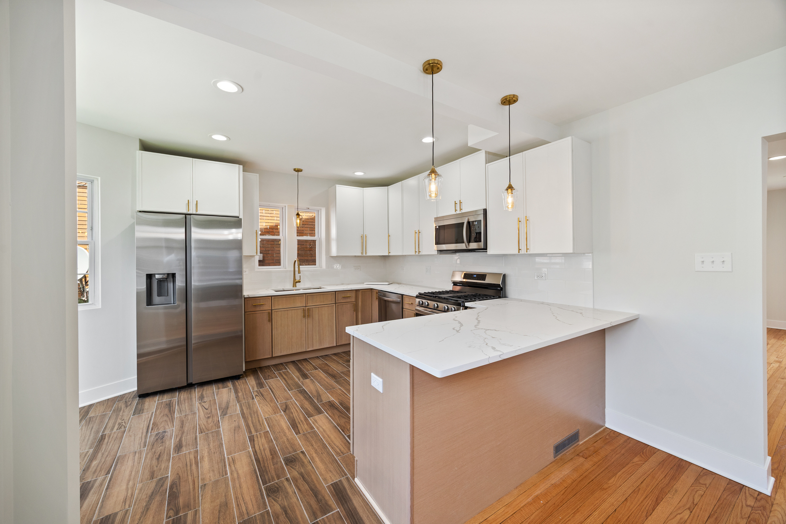 11304 South Lowe Avenue Chicago IL 60628