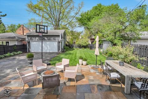 10636 South Seeley Avenue Chicago IL 60643