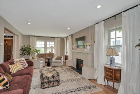 10636 South Seeley Avenue Chicago IL 60643