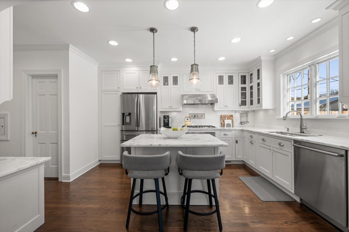 108 17TH Street Wilmette IL 60091